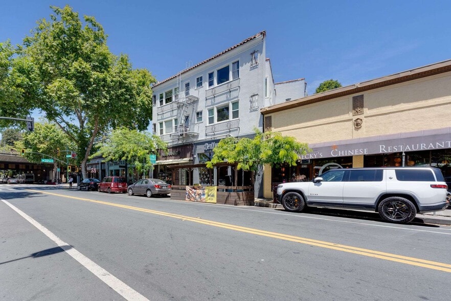 5636 College Ave, Oakland, CA for sale - Building Photo - Image 3 of 24