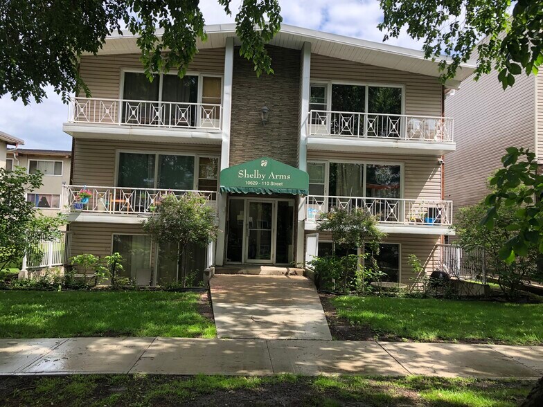10629 110th St NW, Edmonton, AB à vendre - Photo du bâtiment - Image 1 de 1