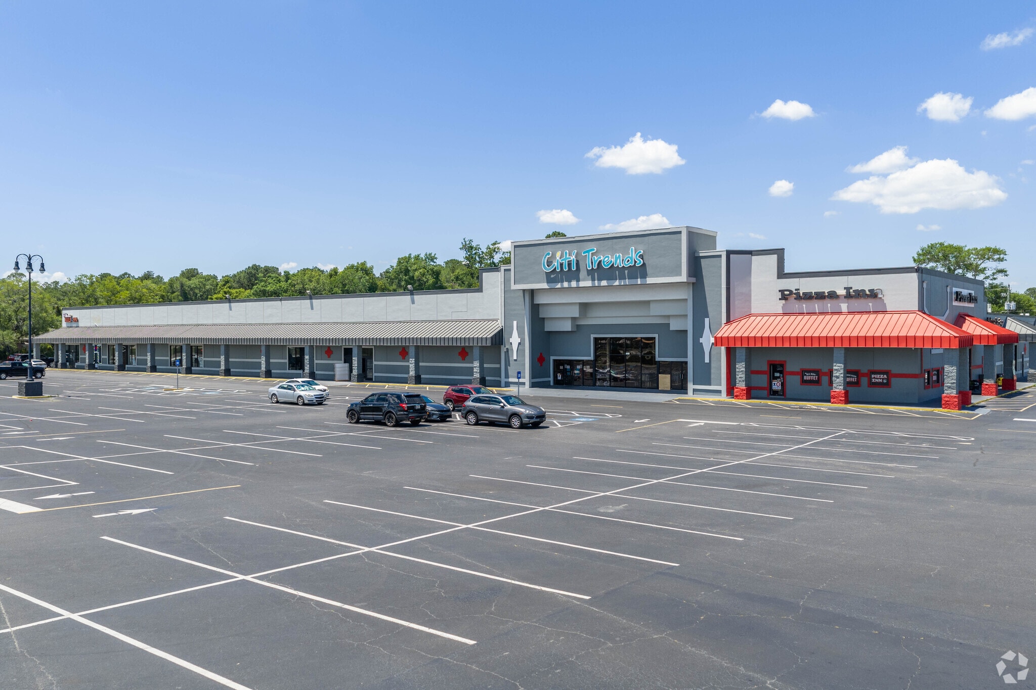 1711-1725 Knight Ave, Waycross, GA for lease Building Photo- Image 1 of 12