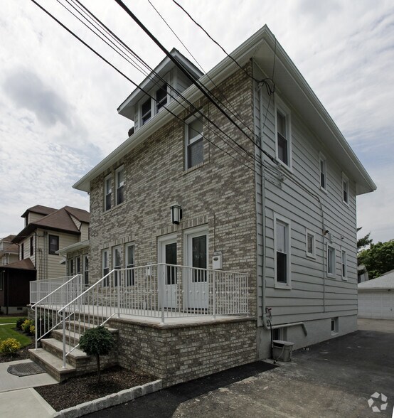 422 Lafayette Ave, Hawthorne, NJ for lease - Building Photo - Image 2 of 2