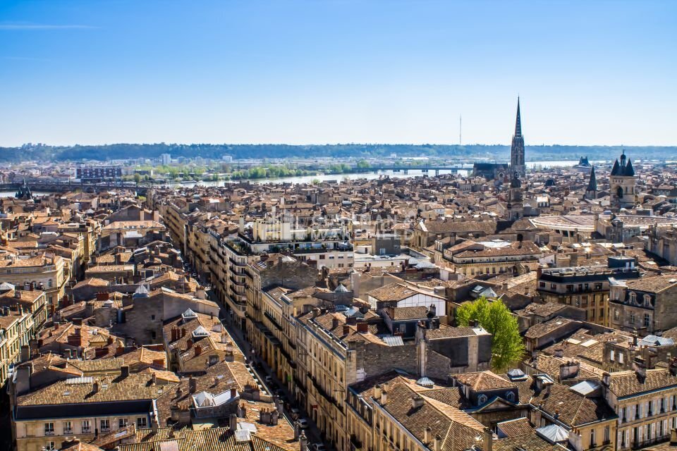 Retail in Bordeaux for lease Aerial- Image 1 of 4