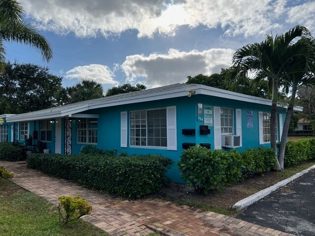 Plus de détails pour 626 S Federal Hwy, Lake Worth, FL - Multi-résidentiel à vendre