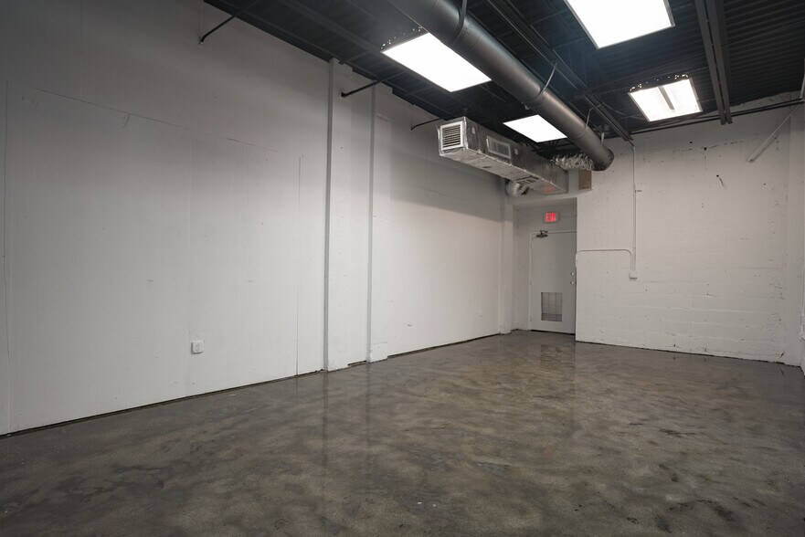 197-199 NW 79th St, Miami, FL à louer - Photo du bâtiment - Image 3 de 9