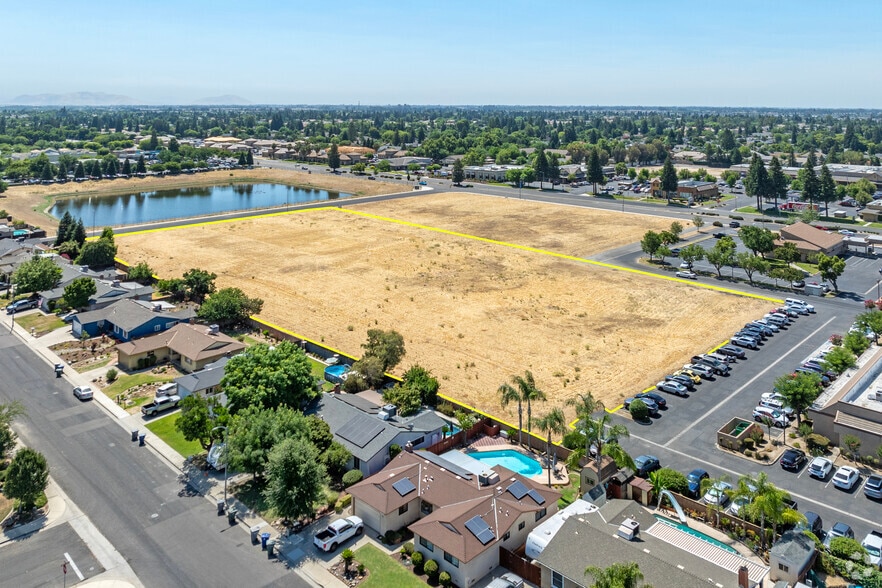 1859 Shaw Ave, Clovis, CA for sale - Aerial - Image 1 of 11