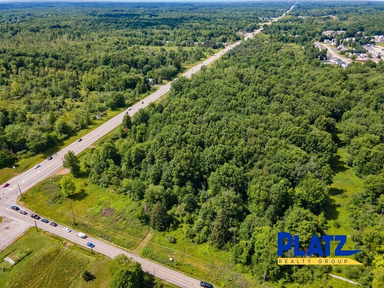 Belmont & Tibbetts WIck Ave, Youngstown, OH à louer - Photo du bâtiment - Image 2 de 10