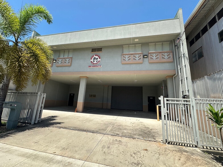 2020 Democrat St, Honolulu, HI for lease - Building Photo - Image 1 of 2
