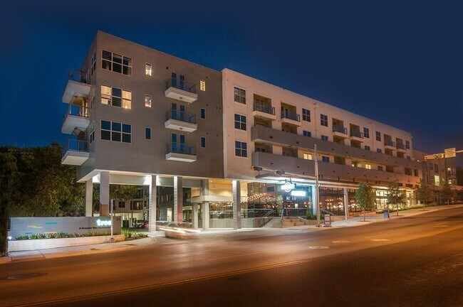 Plus de détails pour 3715 S 1st St, Austin, TX - Commerce de détail à louer