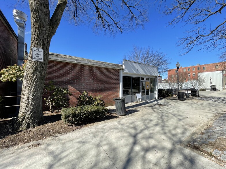 59 Park St, Lewiston, ME for sale - Building Photo - Image 1 of 7