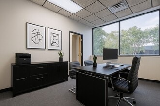 43000 W 9 Mile Rd, Novi, MI for lease Interior Photo- Image 1 of 1