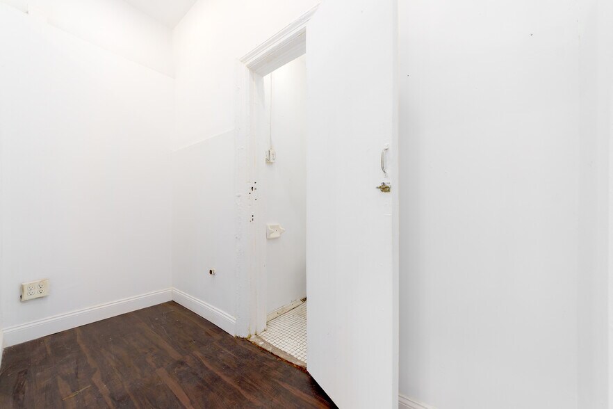 891 Clarkson Ave, Brooklyn, NY à louer - Photo du bâtiment - Image 2 de 4
