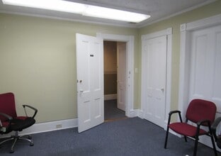 623 Georges Rd, North Brunswick, NJ for lease Interior Photo- Image 1 of 3