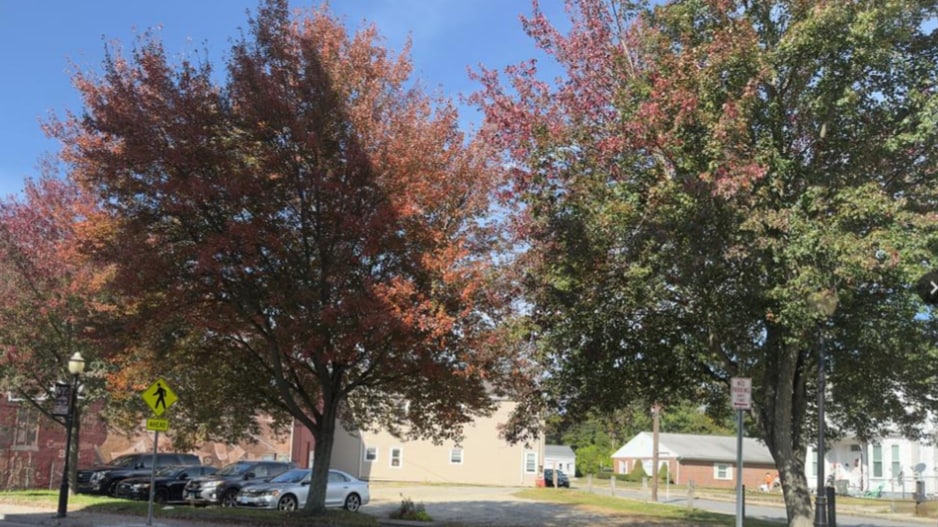162 Main St, Killingly, CT à vendre - Photo du bâtiment - Image 3 de 3