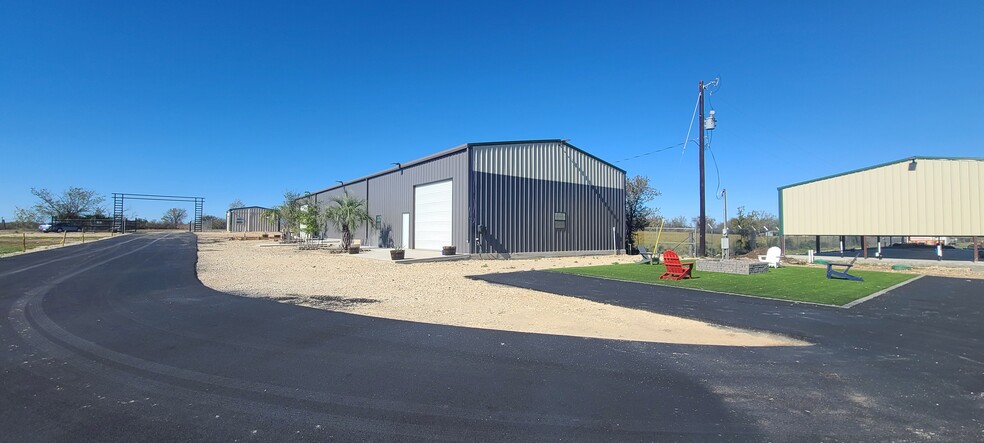 121 Pistol Rd, Weatherford, TX for sale - Building Photo - Image 3 of 50