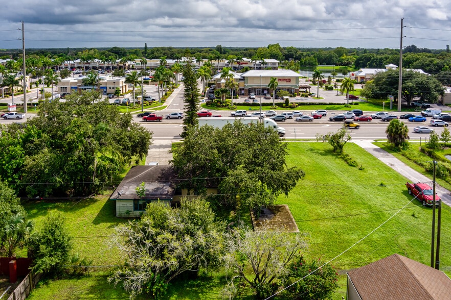 4223 53rd Ave E, Bradenton, FL for lease - Building Photo - Image 2 of 9