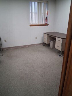 416 Green Ln, Bristol, PA for lease Interior Photo- Image 1 of 1