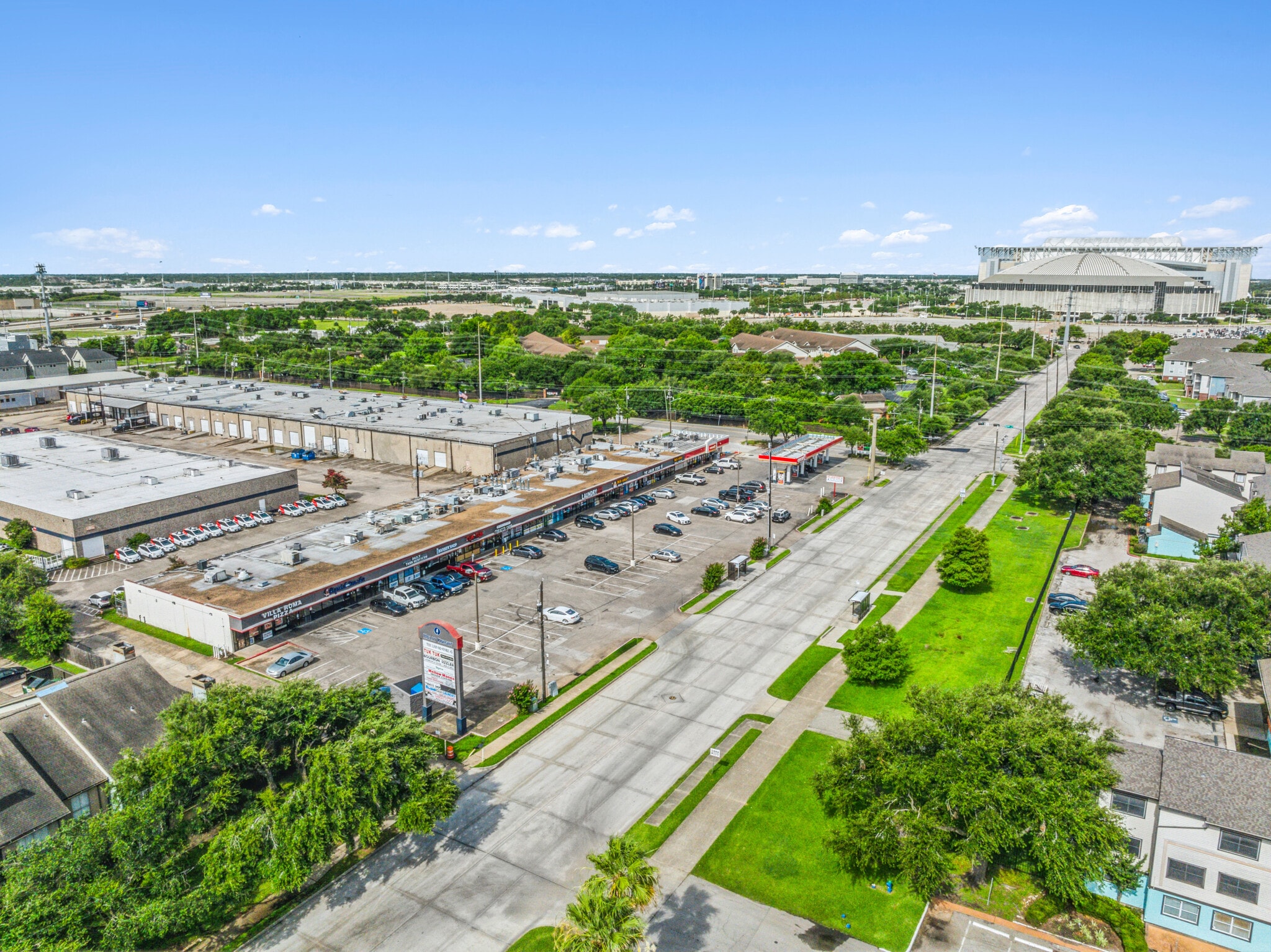 2110-2136 Holly Hall St, Houston, TX for sale Aerial- Image 1 of 4