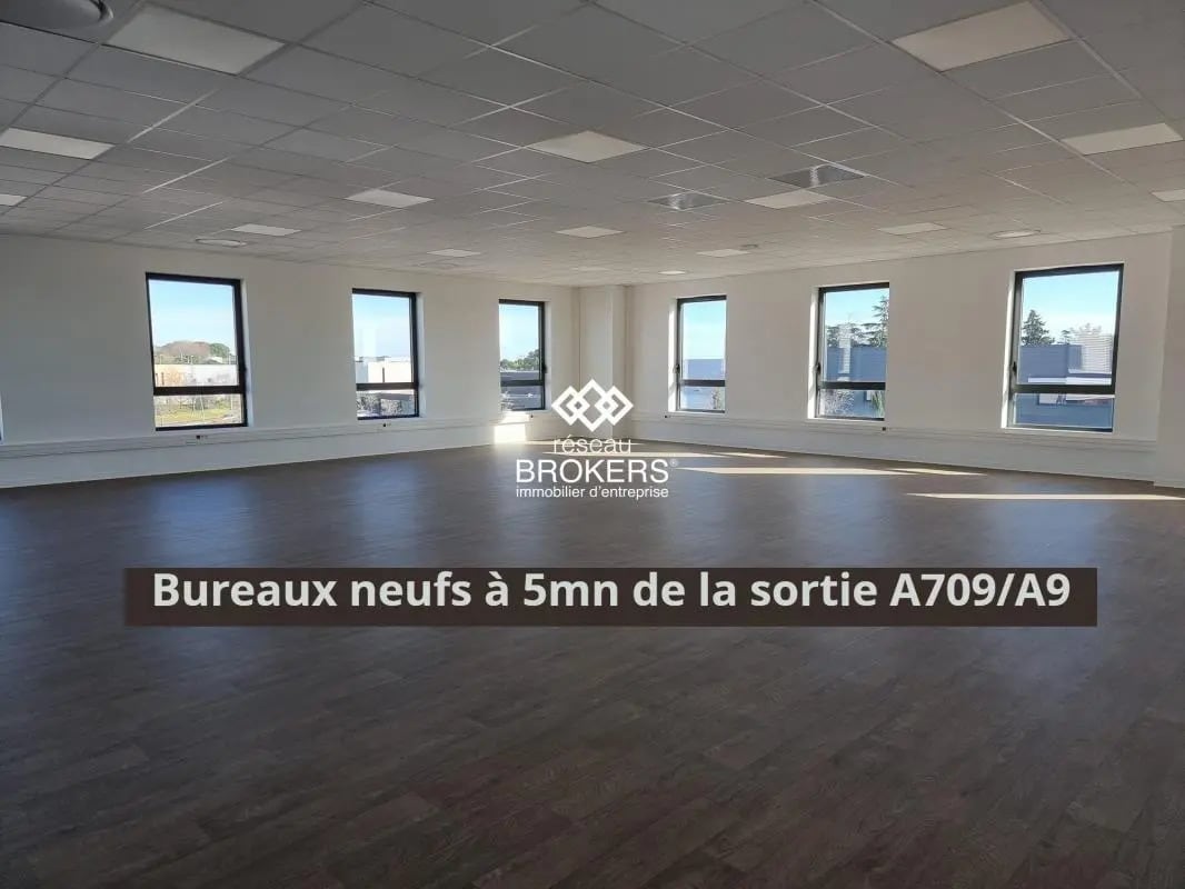 Office in Montpellier for lease Interior Photo- Image 1 of 5