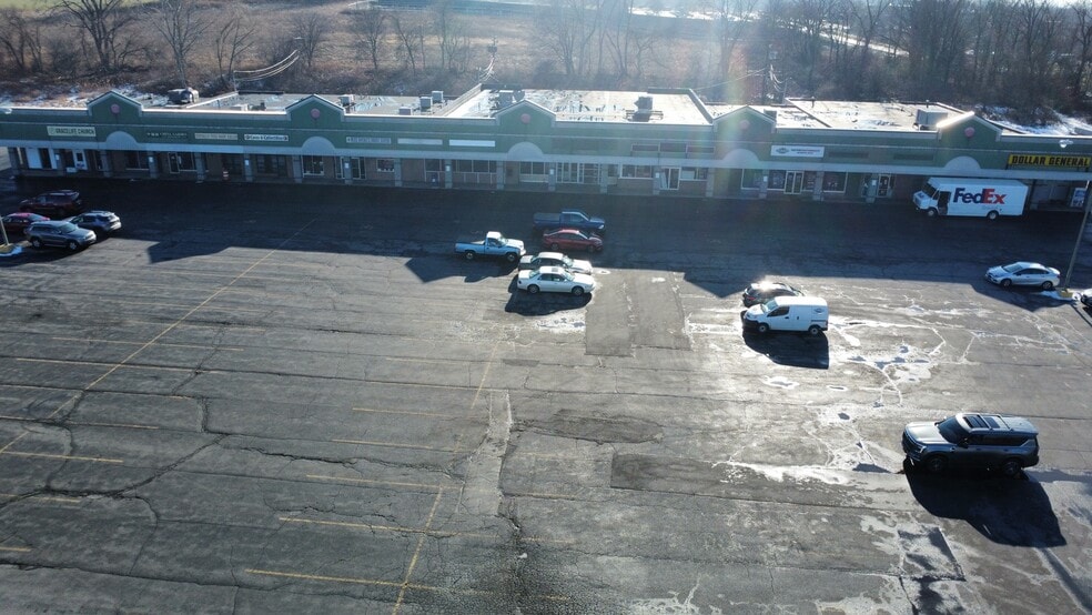 275 E Main St, Avon, NY for lease - Building Photo - Image 2 of 8