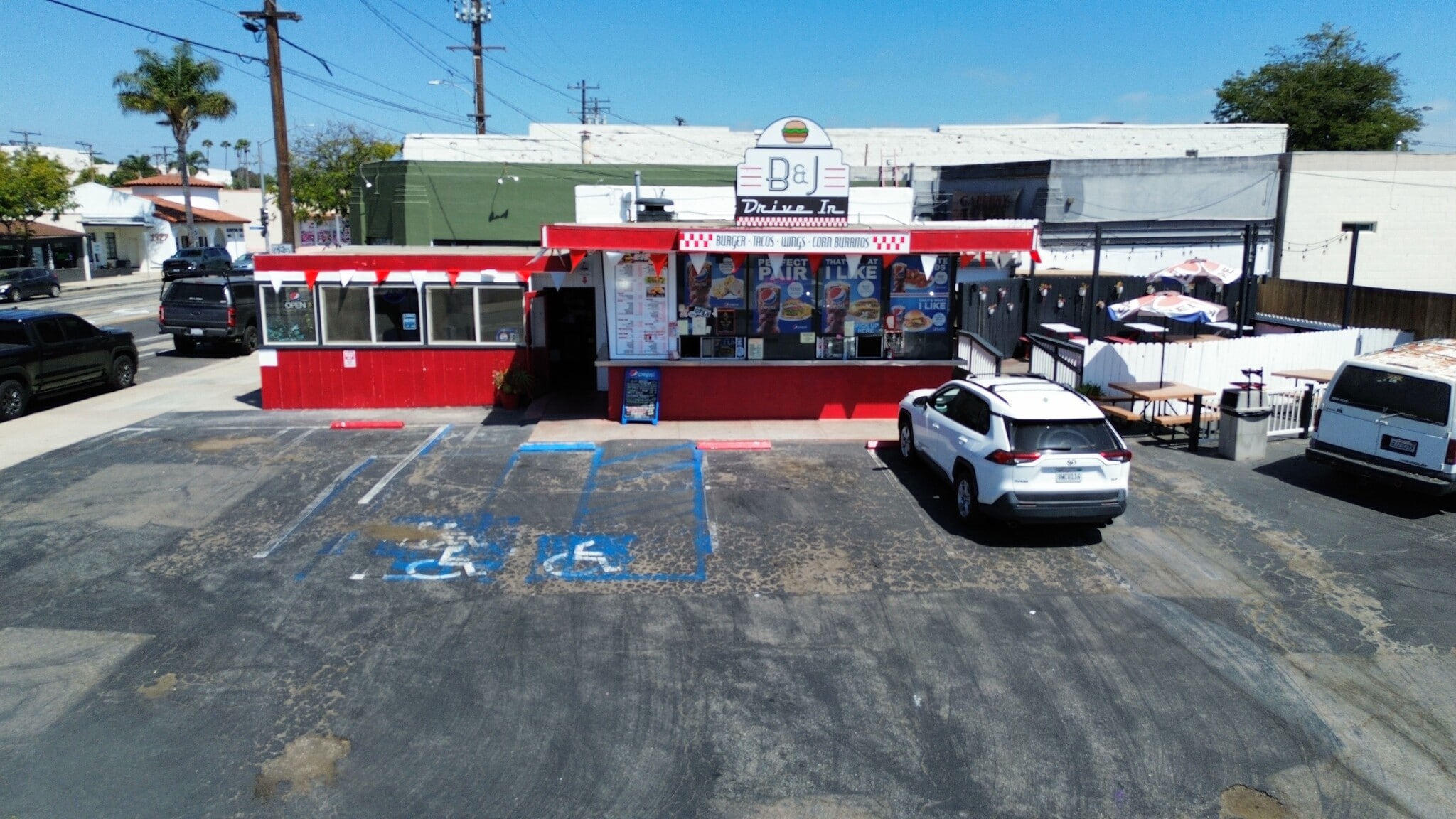 1876 E Main St, Ventura, CA for sale Building Photo- Image 1 of 23