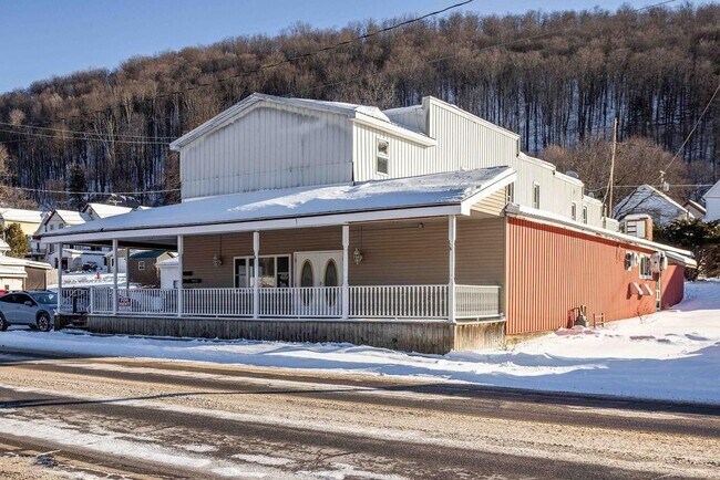 Plus de détails pour 75 Germania St, Galeton, PA - Commerce de détail à vendre