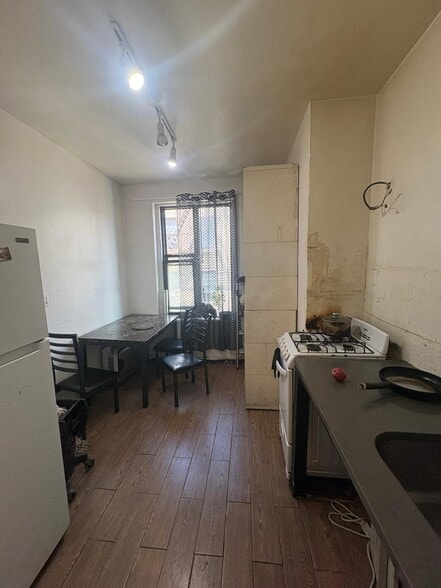 171 E 111th St, New York, NY for sale - Building Photo - Image 2 of 31
