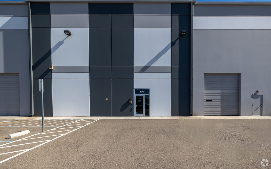 585 Garner Rd, Modesto, CA for lease - Building Photo - Image 2 of 4