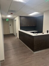 27800 Medical Center Rd, Mission Viejo, CA for lease Interior Photo- Image 2 of 8