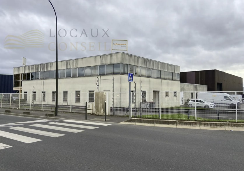 Industriel dans Argenteuil à vendre - Photo principale - Image 1 de 8