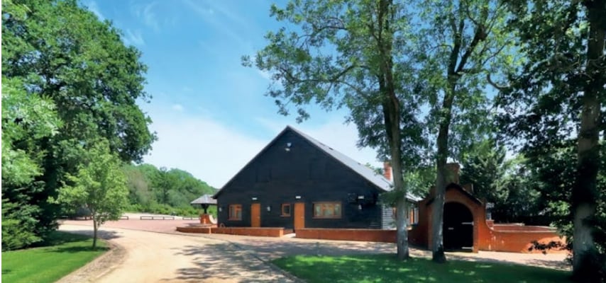 Kingswood Ln, Aylesbury for lease Building Photo- Image 1 of 1