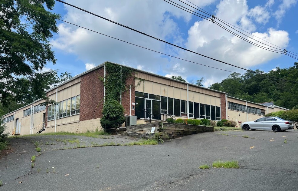 342 US Highway 22, Green Brook, NJ for lease Primary Photo- Image 1 of 23