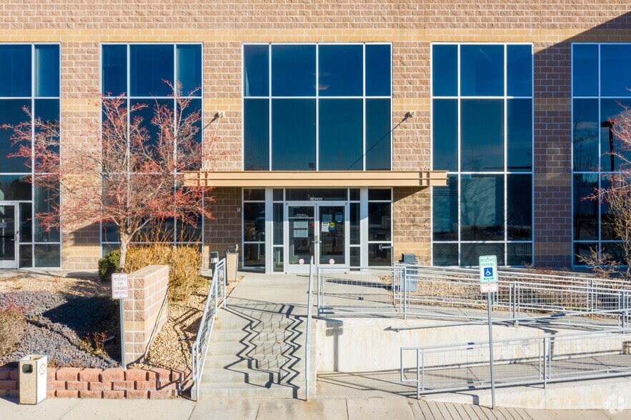 14280 E Jewell Ave, Aurora, CO for lease - Building Photo - Image 2 of 6