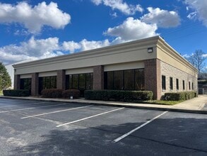 2717 Topside Rd, Louisville, TN à louer Photo du bâtiment- Image 2 de 23