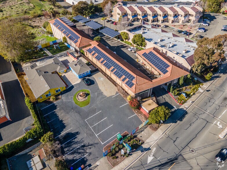 2600 Appian Way, Pinole, CA à vendre - Aérien - Image 3 de 11