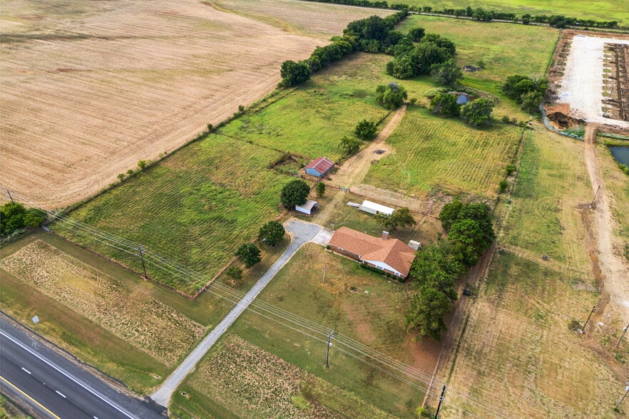 31092 US Highway 82, Whitesboro, TX for sale - Building Photo - Image 2 of 15