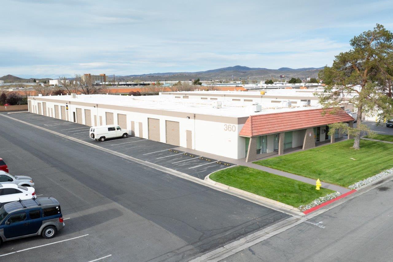 360 Freeport Blvd, Sparks, NV à louer Photo du bâtiment- Image 1 de 26