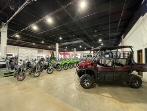 13700 N Stemmons Fwy, Farmers Branch, TX for lease Building Photo- Image 1 of 10