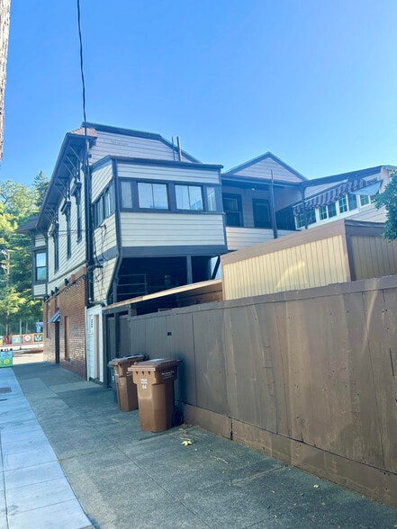 11 G St, San Rafael, CA à vendre - Photo du bâtiment - Image 2 de 25