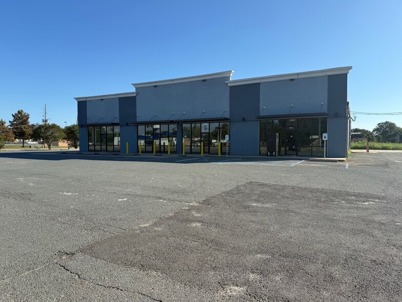 1330 Swan Lake Rd, Bossier City, LA à louer - Photo du bâtiment - Image 1 de 4