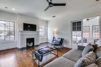 4106 Swiss Ave, Dallas, TX for lease Interior Photo- Image 1 of 12