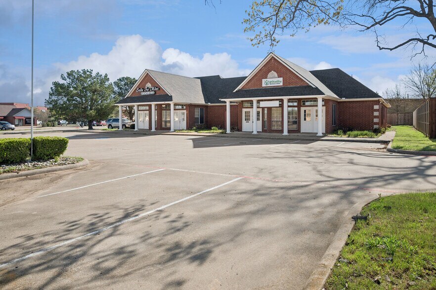 6407 Colleyville Blvd, Colleyville, TX à louer - Photo du bâtiment - Image 3 de 41