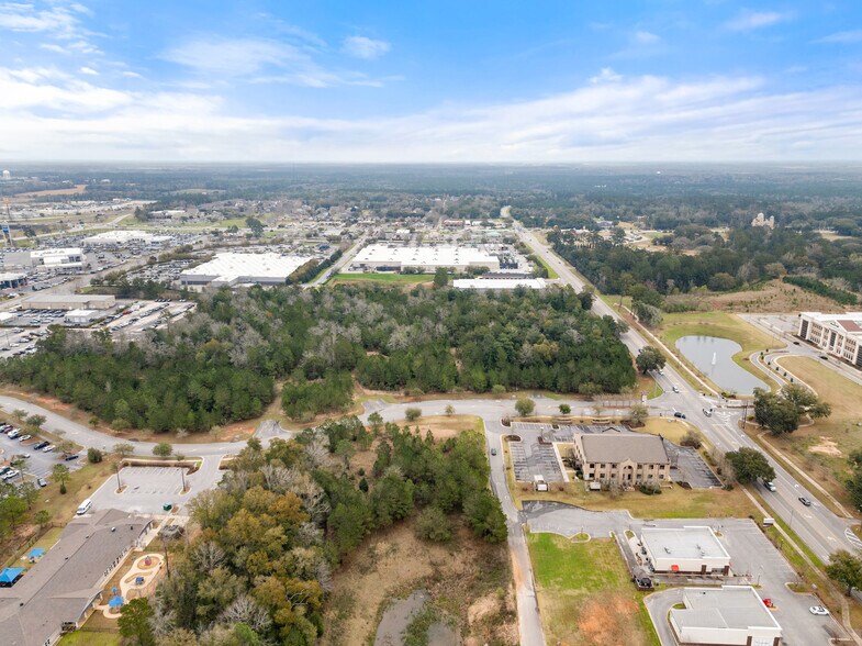 Renaissance Boulevard, Daphne, AL à vendre - Photo du bâtiment - Image 2 de 5