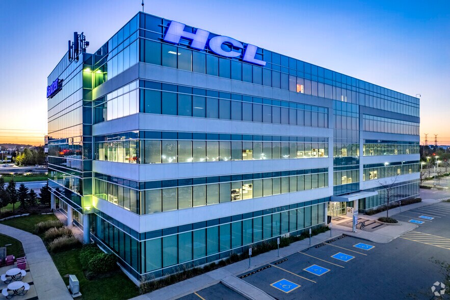 7125 Mississauga Rd, Mississauga, ON à louer - Photo du bâtiment - Image 2 de 6