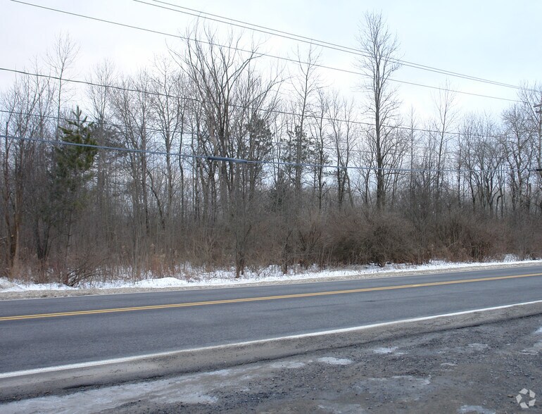 61 Maple Ave, Glenville, NY à vendre - Photo du bâtiment - Image 2 de 13