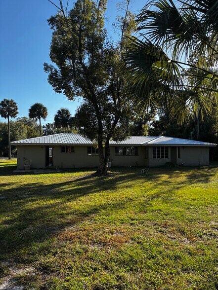 318 State Road 26, Melrose, FL à vendre - Photo du bâtiment - Image 2 de 9