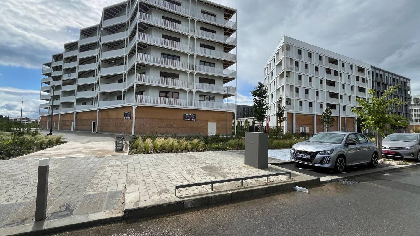 Boulevard Des 100 Arpents, Bussy-Saint-Georges for lease Building Photo- Image 1 of 6