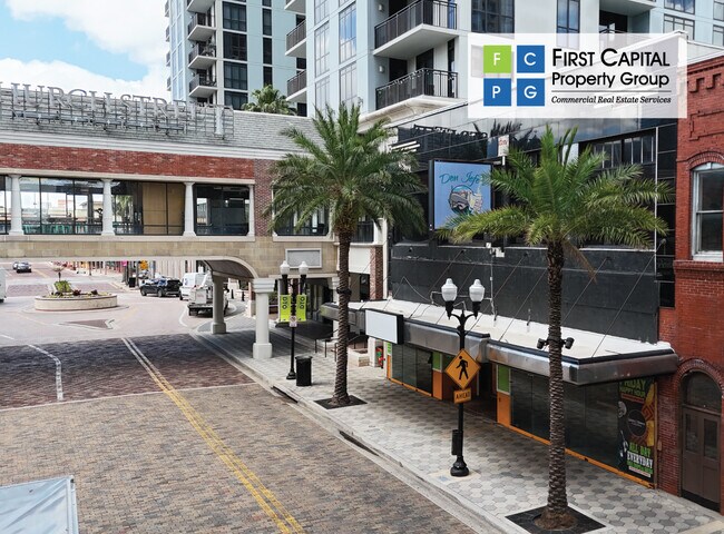 Plus de détails pour 41 W Church St, Orlando, FL - Commerce de détail à louer