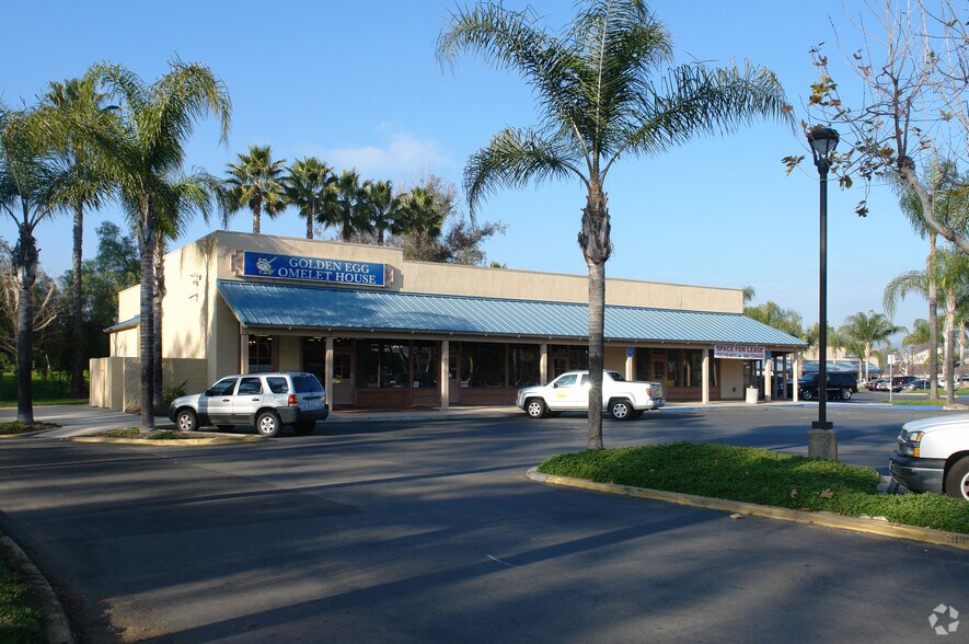 316-362 W Mission Ave, Escondido, CA à louer - Photo du bâtiment - Image 3 de 4