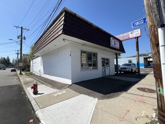 Plus de détails pour 1552 Dwight St, Holyoke, MA - Vente au détail à vendre