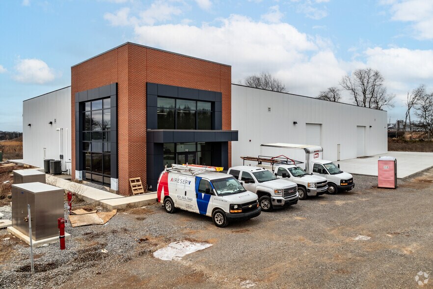 118 Kapsia Way, Clarksville, TN à vendre - Photo principale - Image 1 de 23