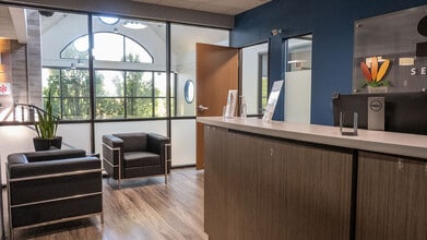 2101 Ken Pratt Blvd, Longmont, CO for lease Building Photo- Image 1 of 8